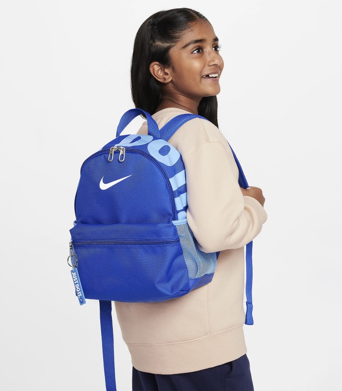 Nike Rucksack Brasilia JDI mini DR6091*480 (6)