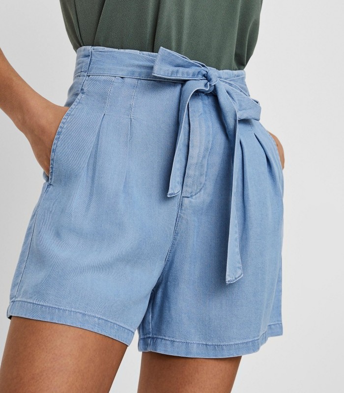 Vero Moda naiste lühikesed püksid 10209543*01 (5)